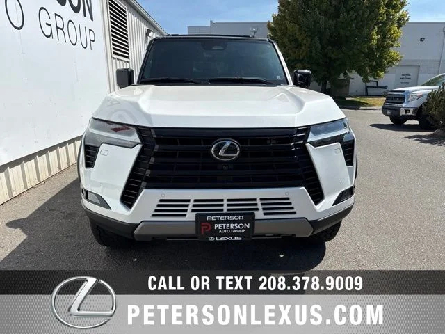 Used 2024 White Lexus 550 Overtrail+ image 9