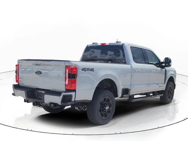 New 2026 Avalanche Ford Lariat image 5