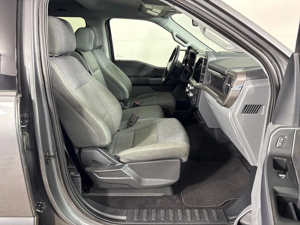 Certified Used 2025 Gray Ford XLT image 8