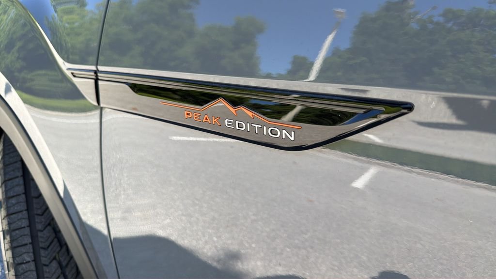 New 2026 Pure Gray Volkswagen Peak Edition image 38