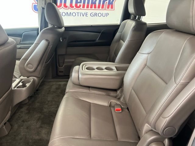Used 2016 Gray Honda EX-L image 14