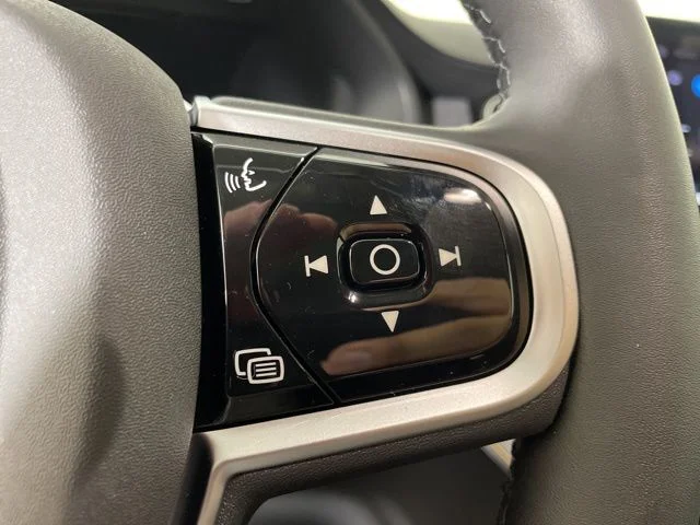 2025 Volvo XC90 Plus - Photo 14