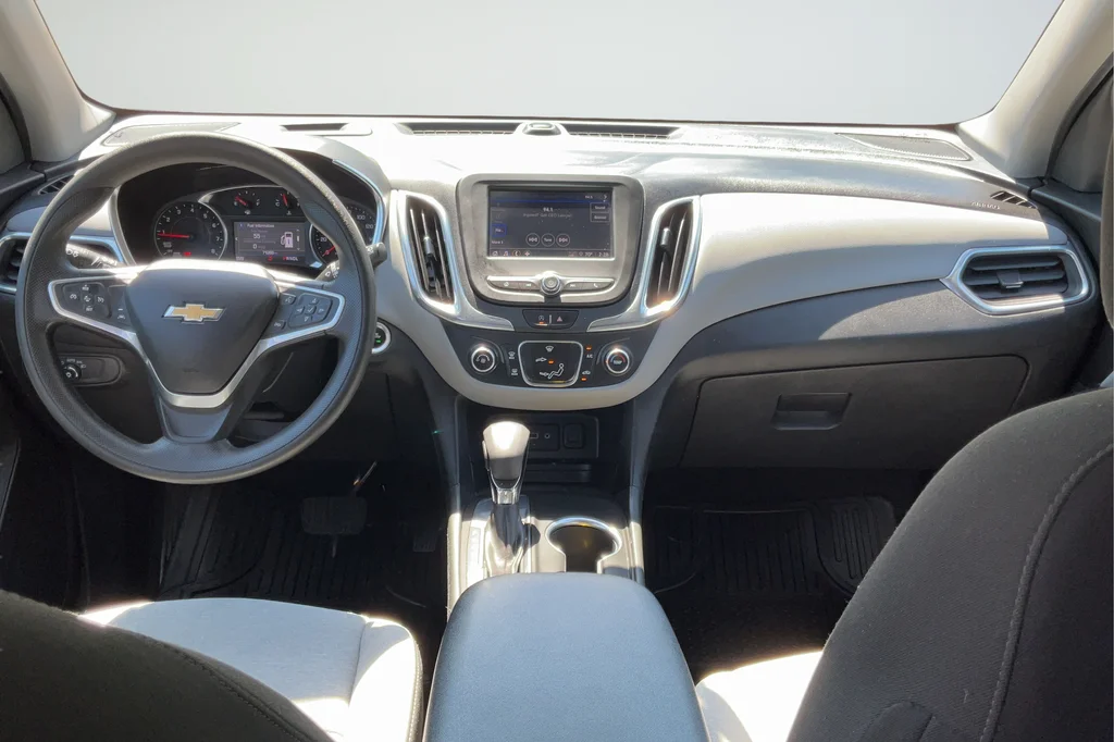 Used 2022 Silver Chevrolet LT image 12