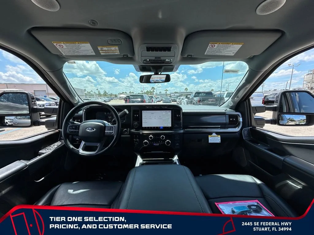 Used 2024 Gray Ford LARIAT image 26