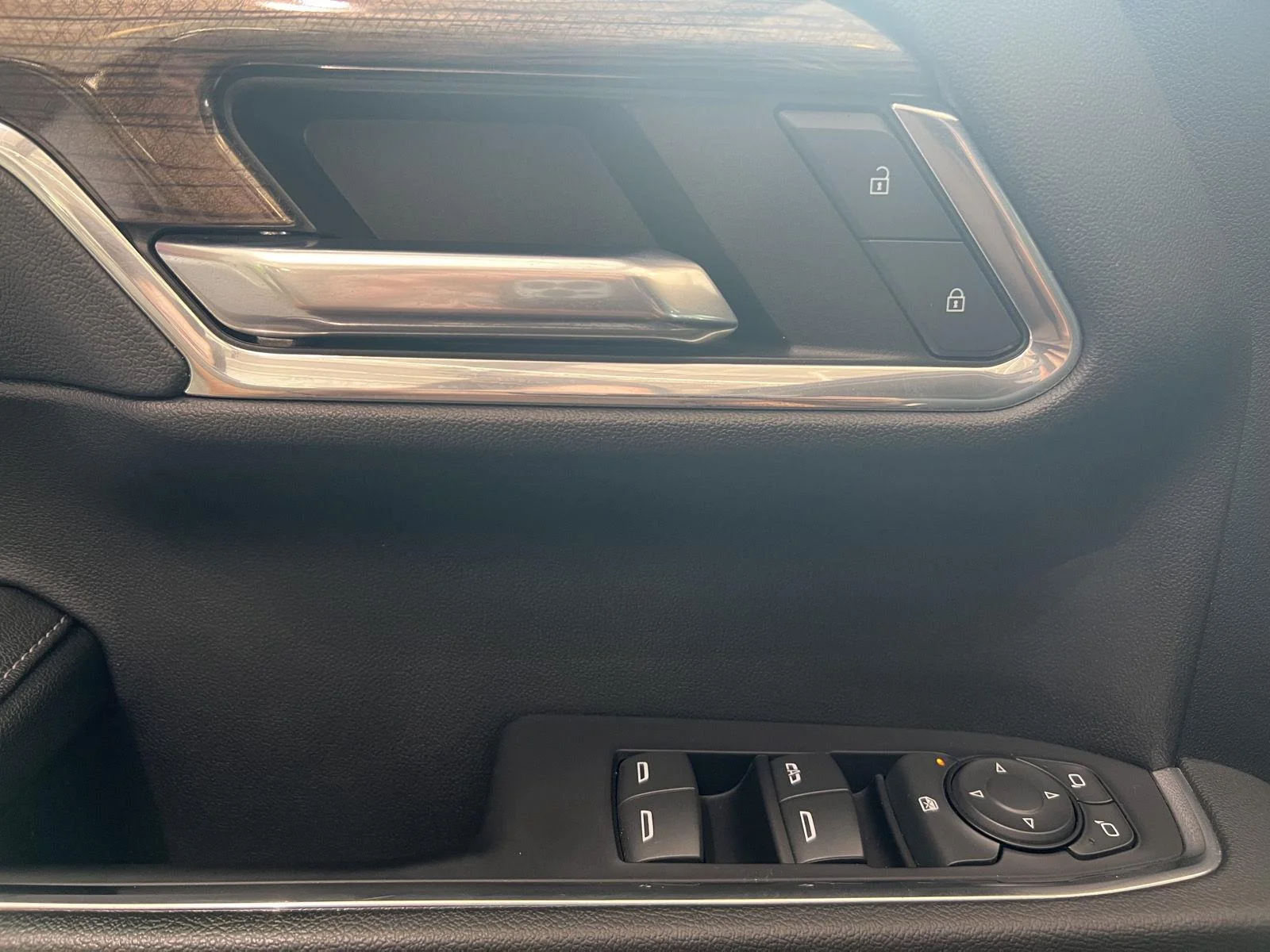 Used 2022 DARK ASH METALLIC Chevrolet LT Trail Boss image 15
