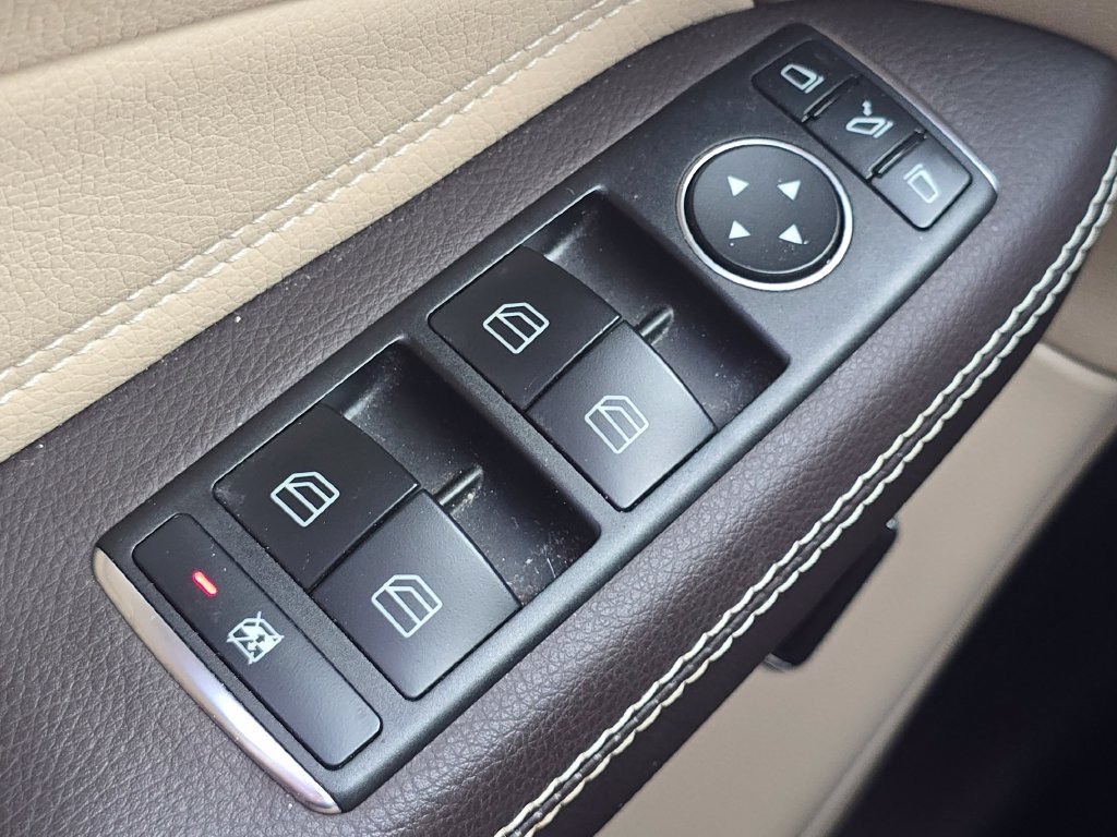 Used 2018  Mercedes-Benz GLE 350 image 26