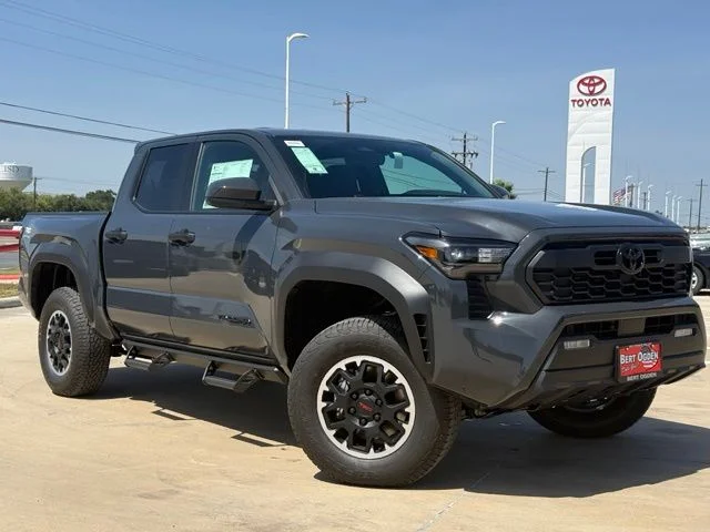 New 2026 Toyota Tacoma TRD Off Road Double Cab 5' Bed AT (Natl)