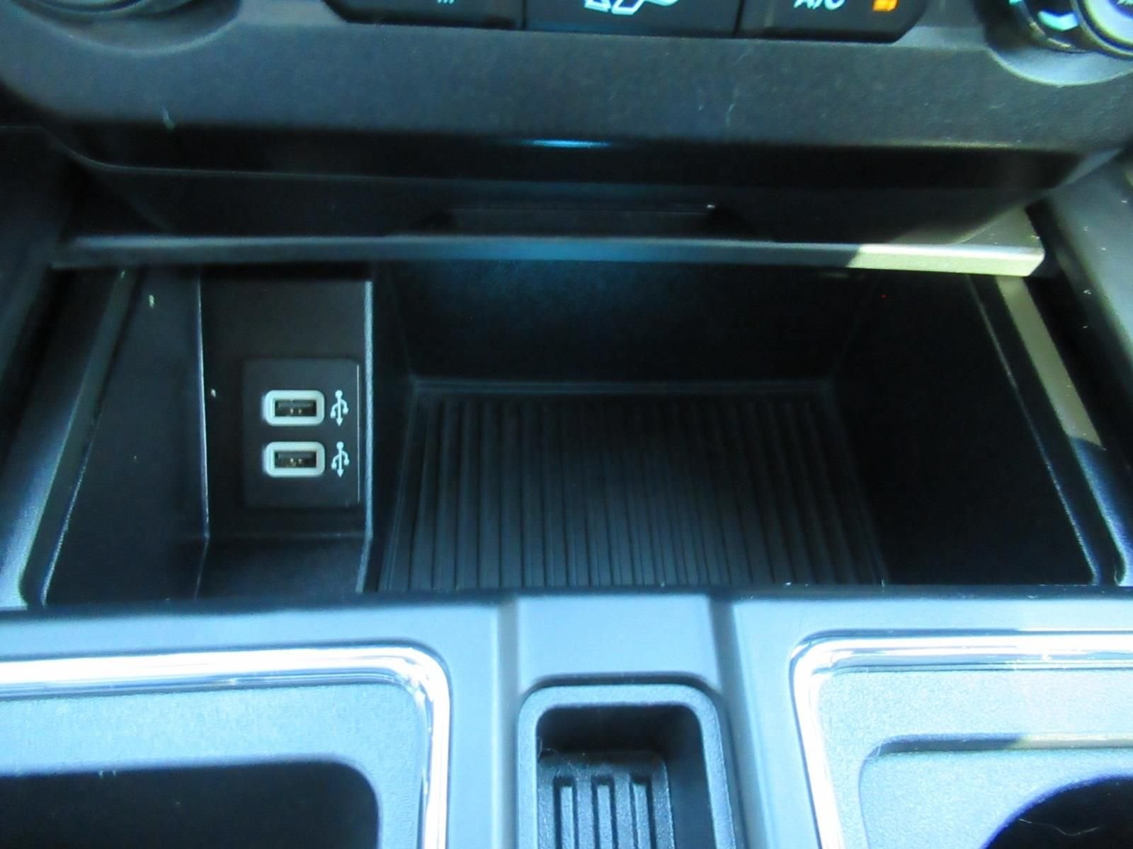 Used 2020 Black Ford XL image 29