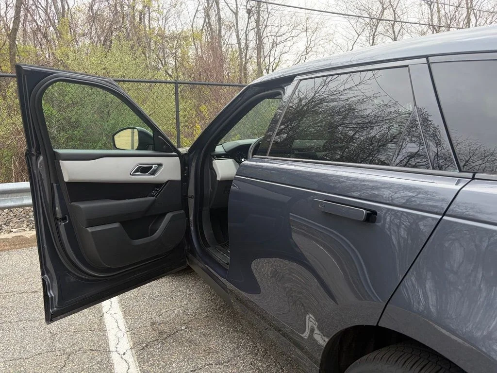Certified Used 2026 Blue Land Rover Dynamic SE image 10