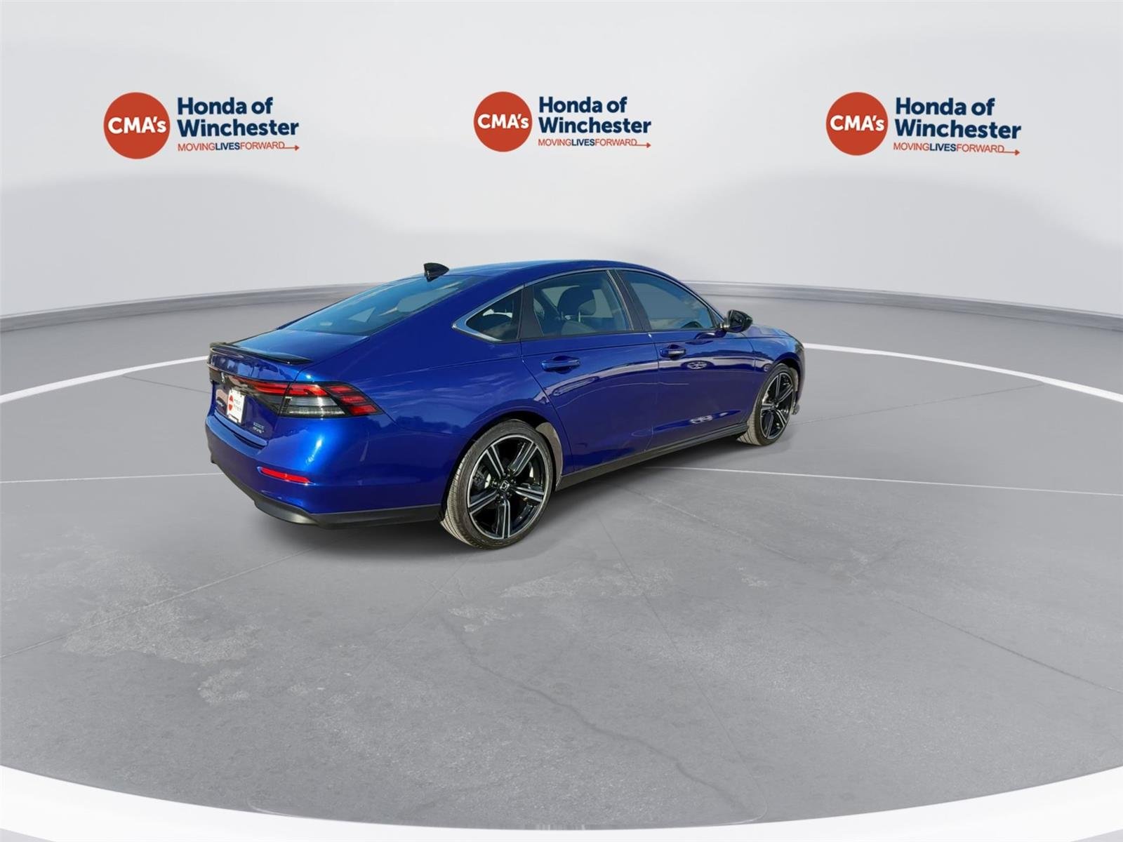 Used 2024 Still Night Pearl Honda Sport image 7