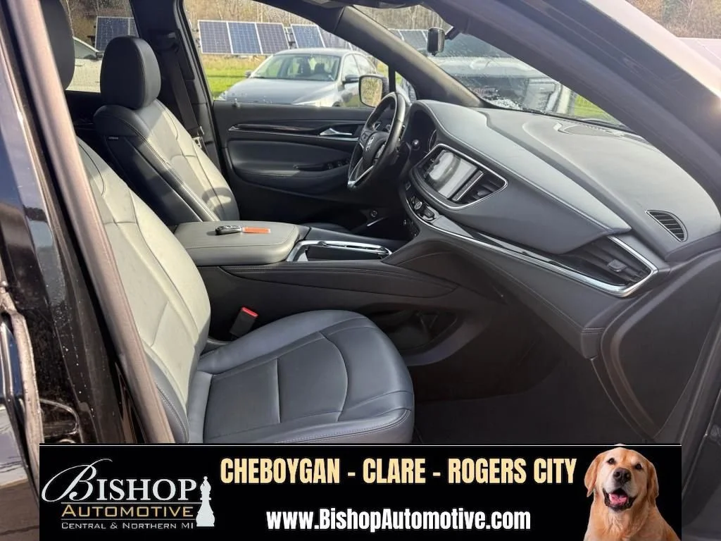 Pre-Owned 2024 Buick Enclave Essence image 25