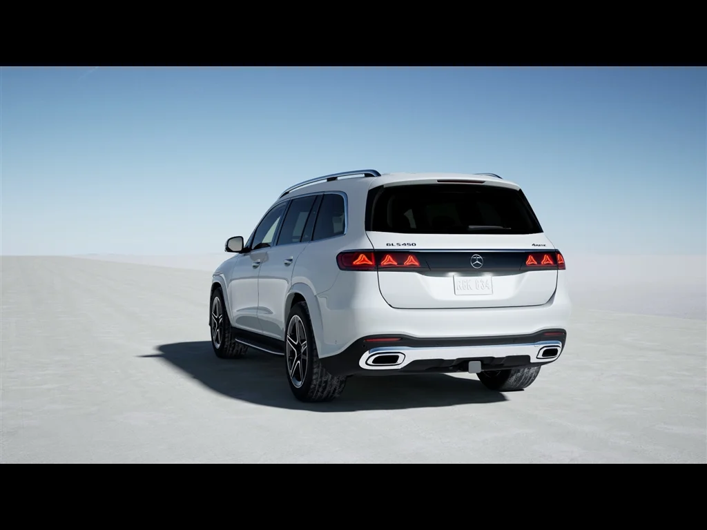 New 2027 MANUFAKTUR Moonlight White Metallic Mercedes-Benz GLS 450 image 22
