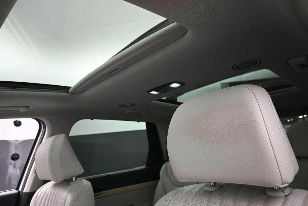 Used 2024 White Hyundai Limited image 21