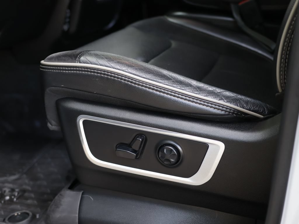 Used 2020 Bright White Ram Laramie image 26
