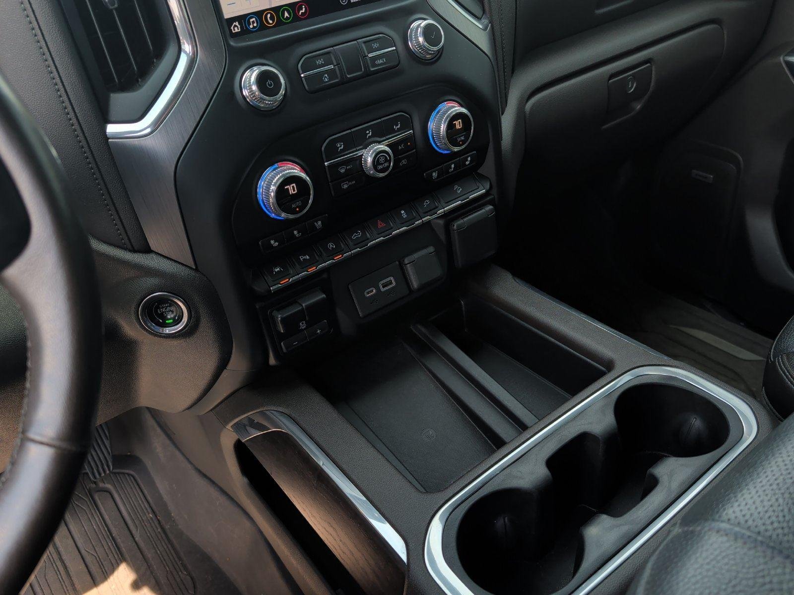 Used 2020 White Frost Tricoat GMC Denali image 27