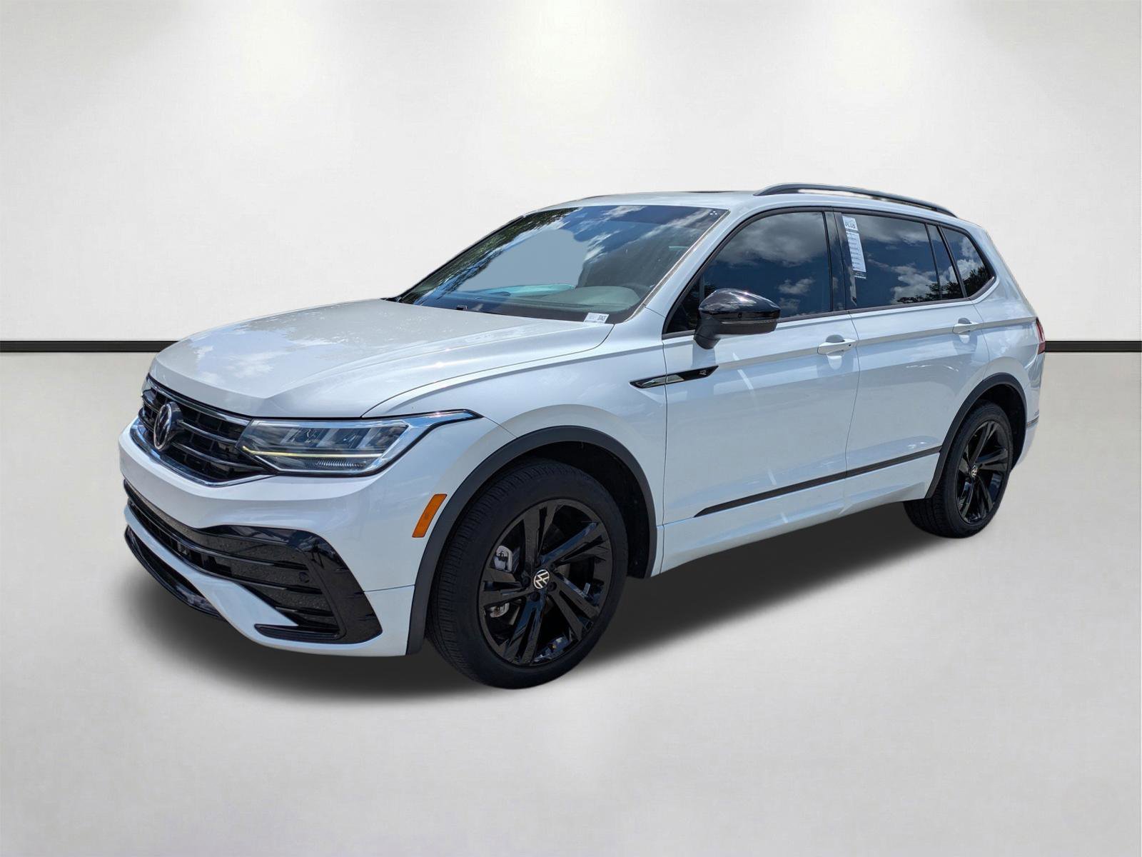 2023 Volkswagen Tiguan SE R-LINE BLACK - Photo 9