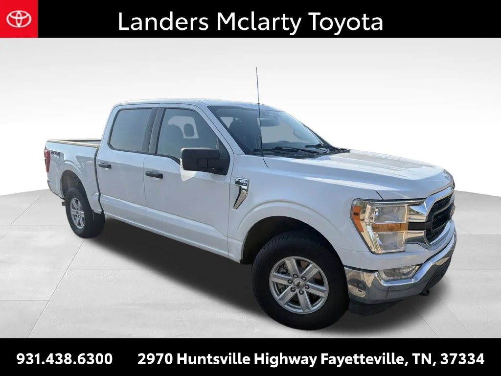 Used 2021 White Ford XLT image 1