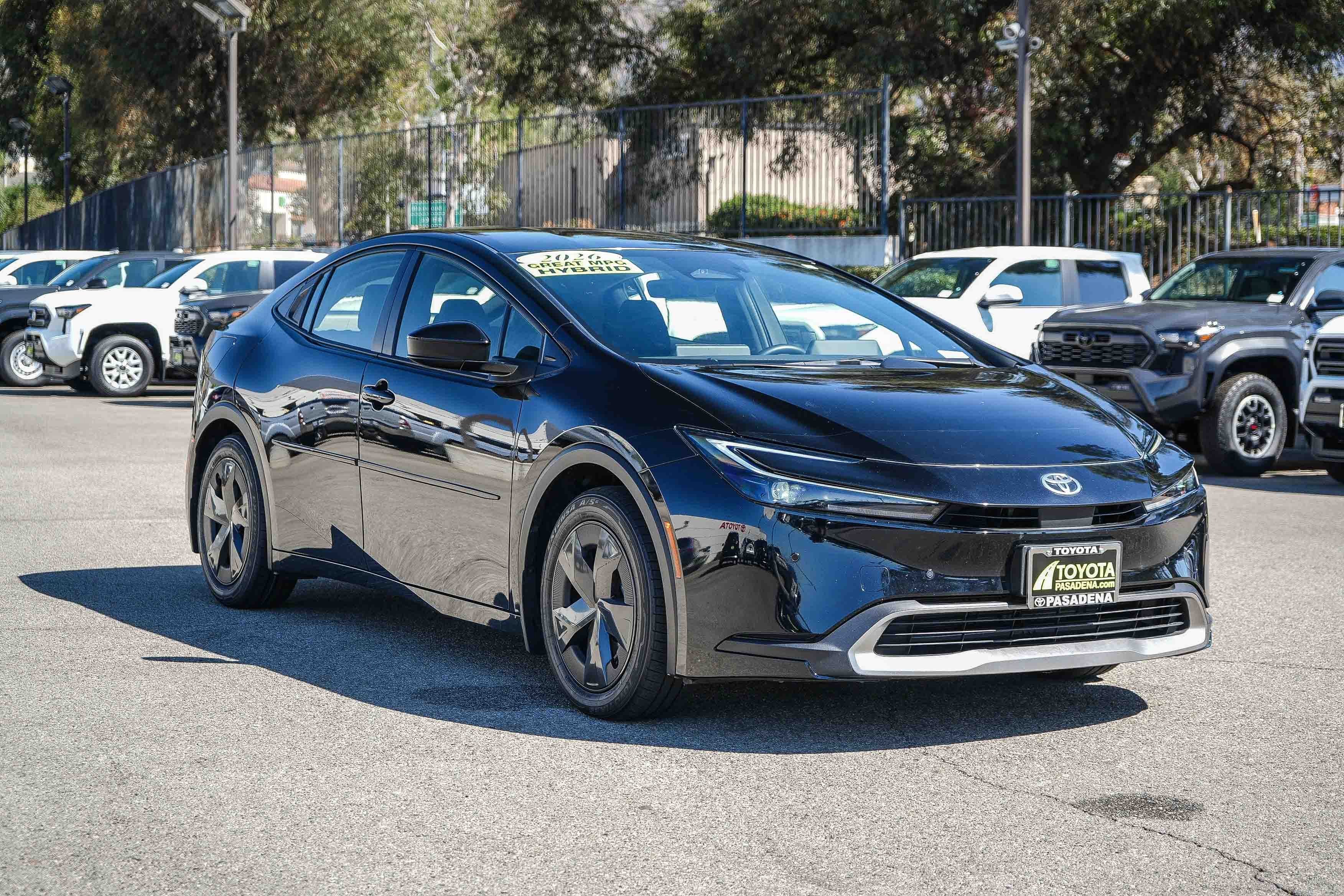 Used 2026 MIDNIGHT BLACK ME Toyota SE image 3