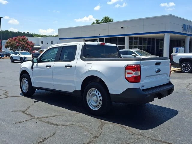Used 2024 White Ford XL image 4