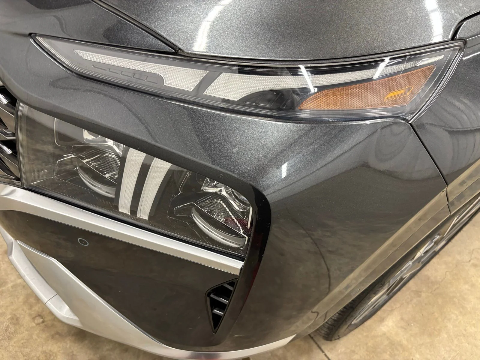 Used 2023 Gray Hyundai Calligraphy image 8