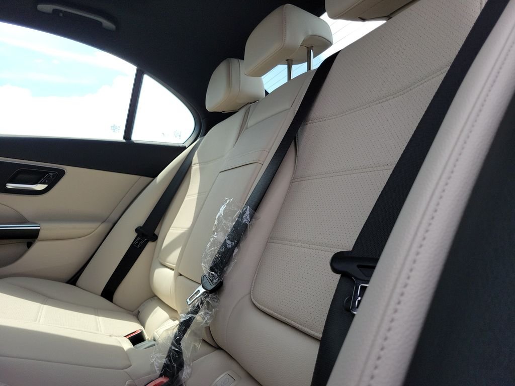 New 2026 Twilight Blue Metallic Mercedes-Benz C 300 image 9