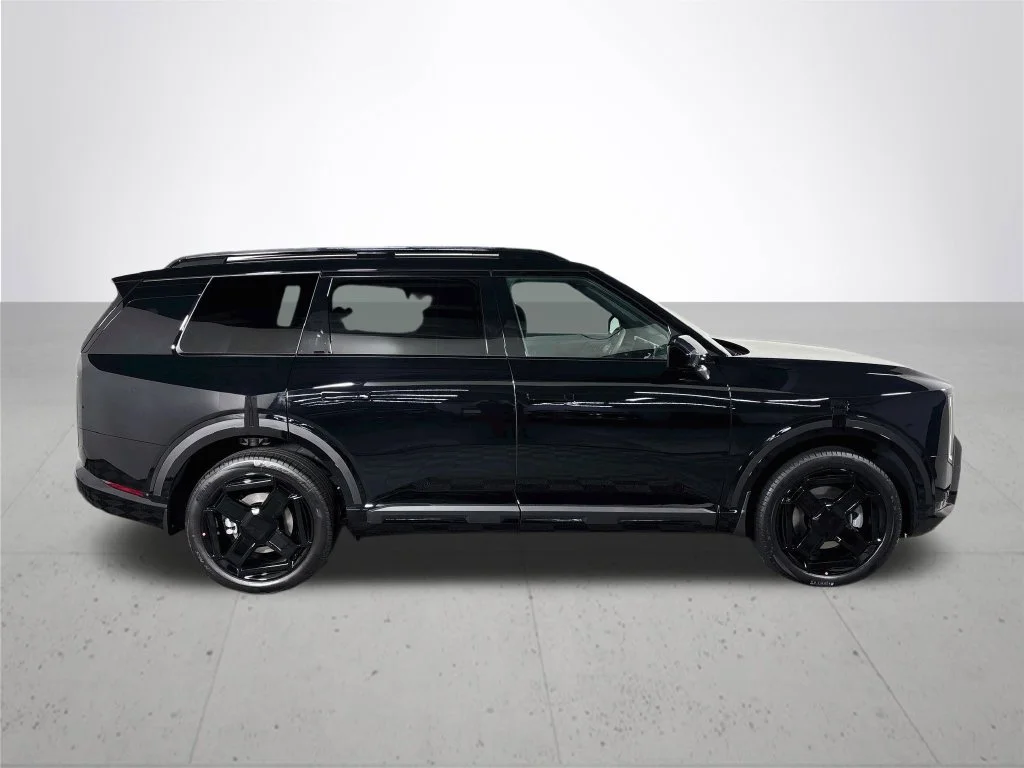 New 2027 Ebony Black Kia X-Line EX image 5