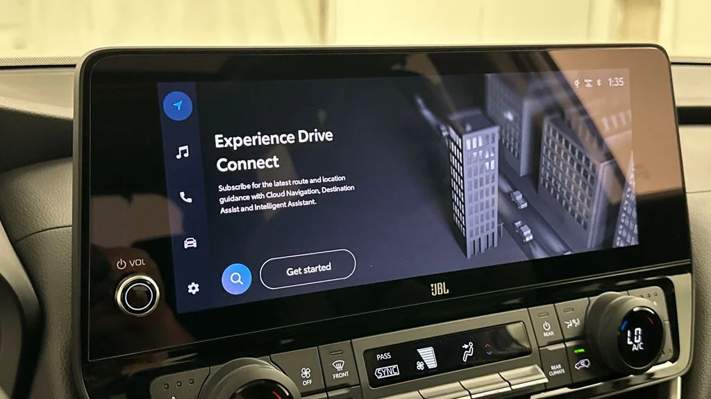Used 2025  Toyota Limited image 29