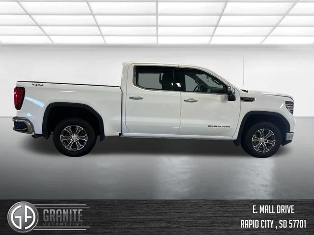 2024 GMC Sierra 1500 SLT - Photo 7