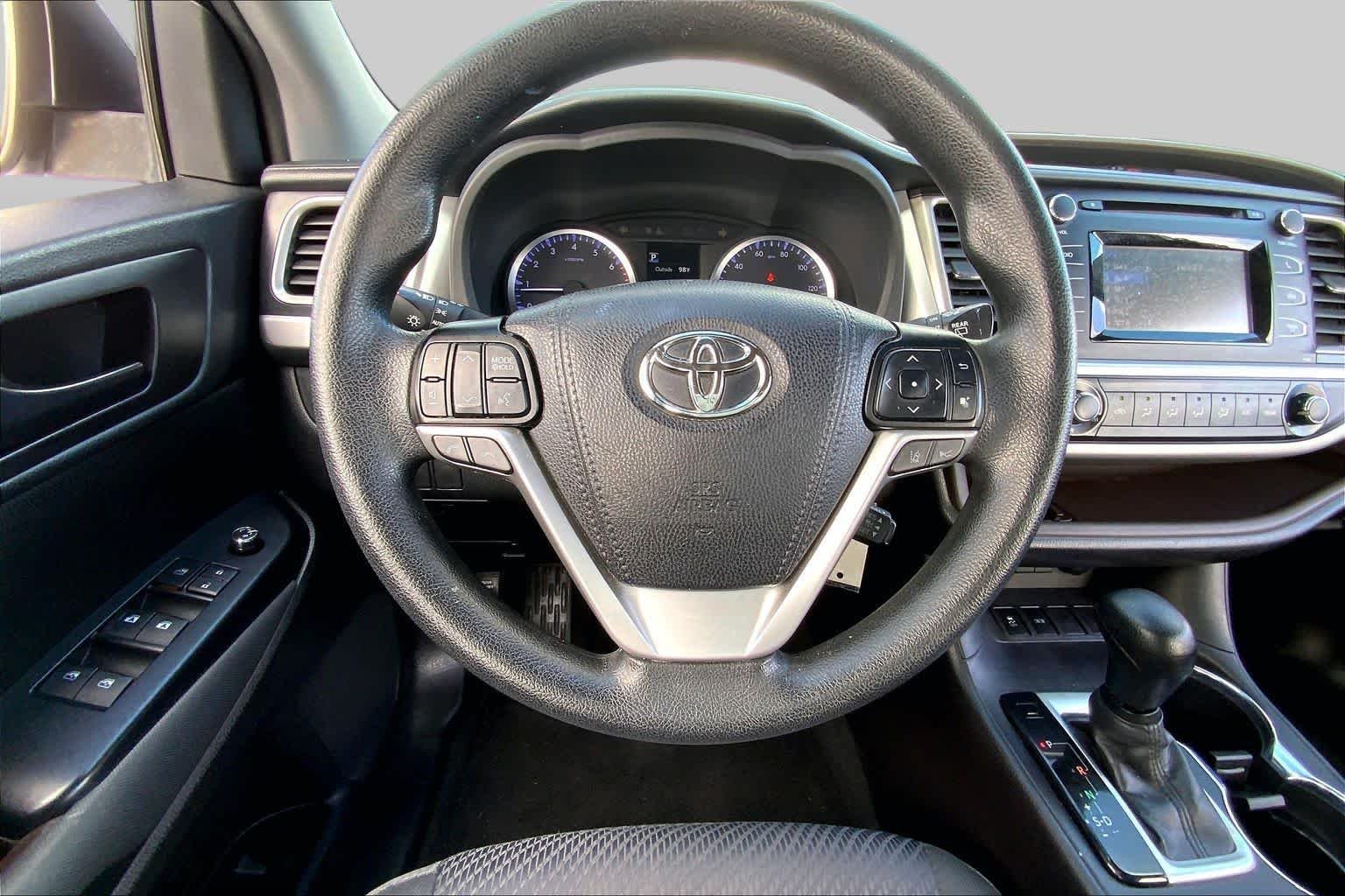 Used 2019 Celestial Silver Metallic Toyota LE image 6