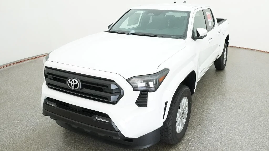 New 2026 Ice Cap Toyota SR5 image 20