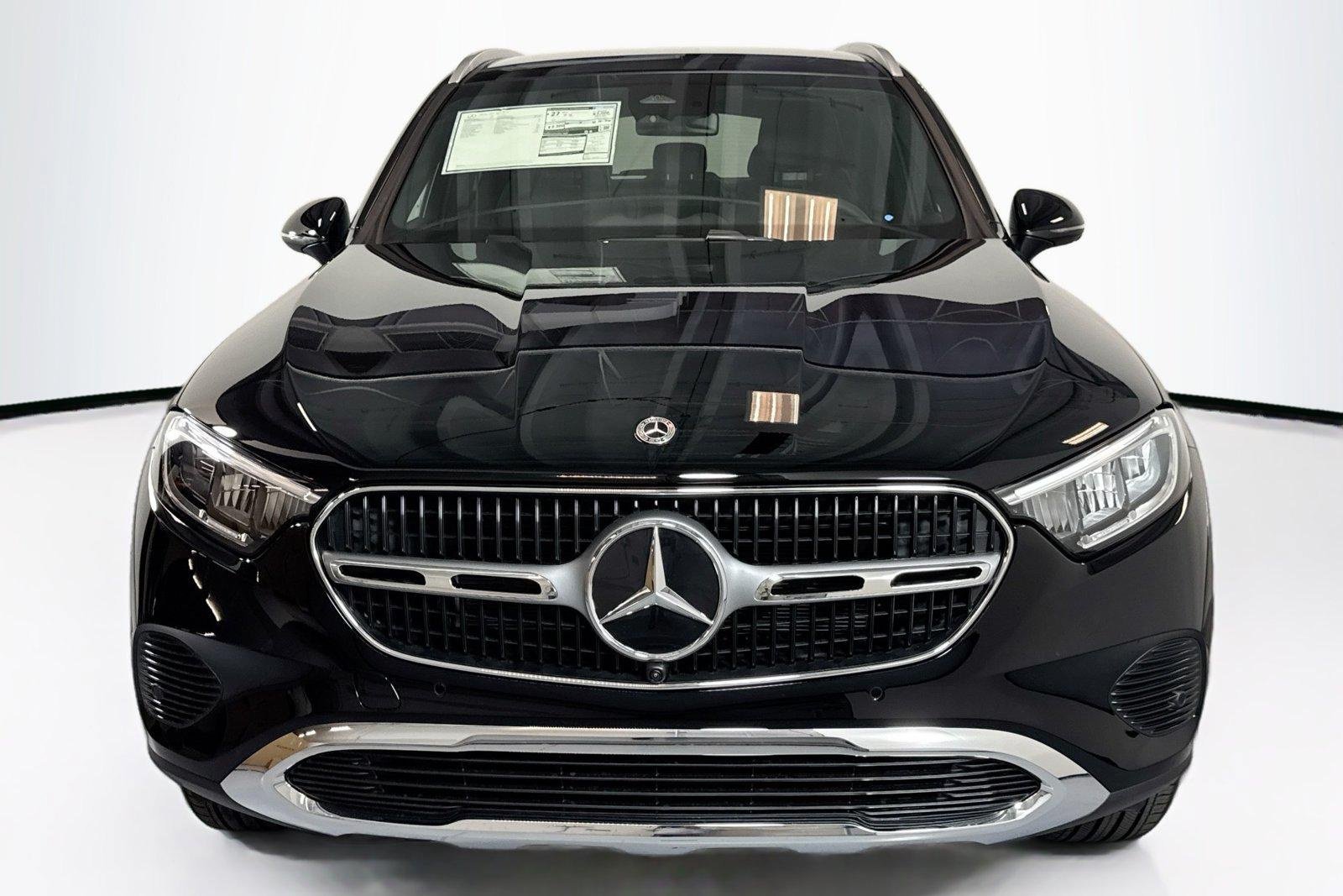 New 2026 Black Mercedes-Benz GLC 300 image 2