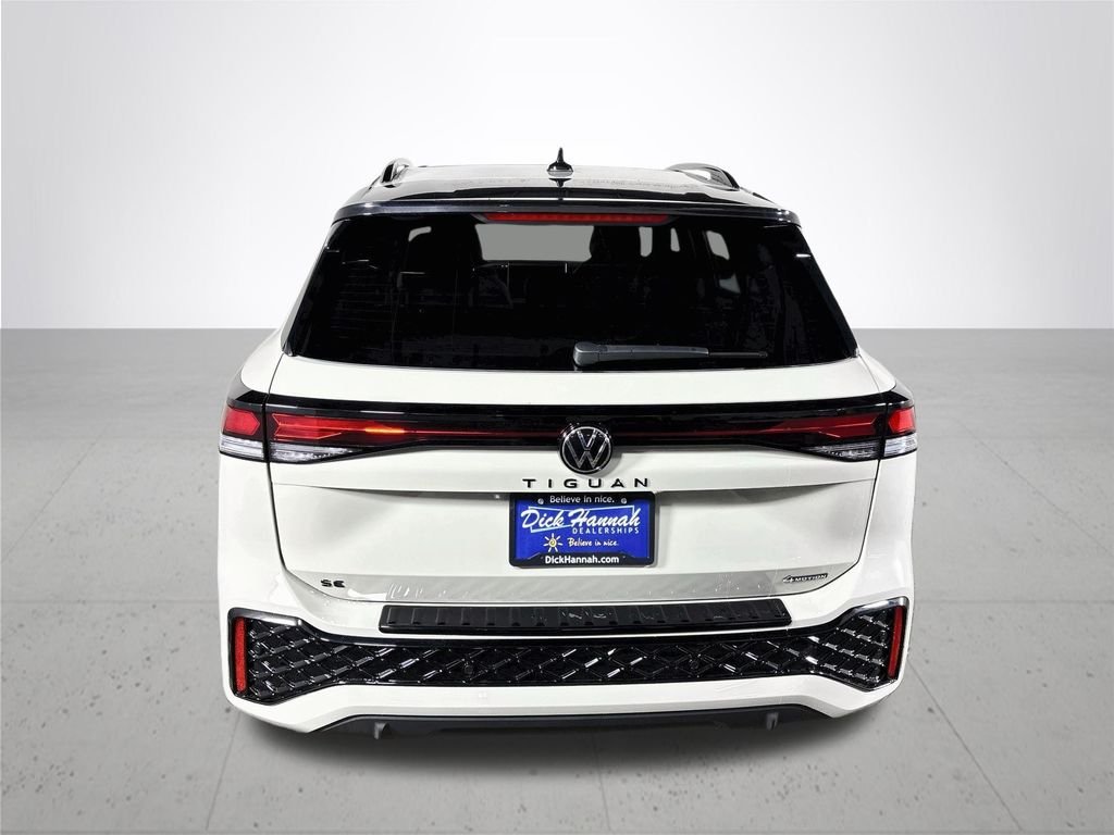 New 2026 Sandstone Volkswagen SE R-Line Black image 7