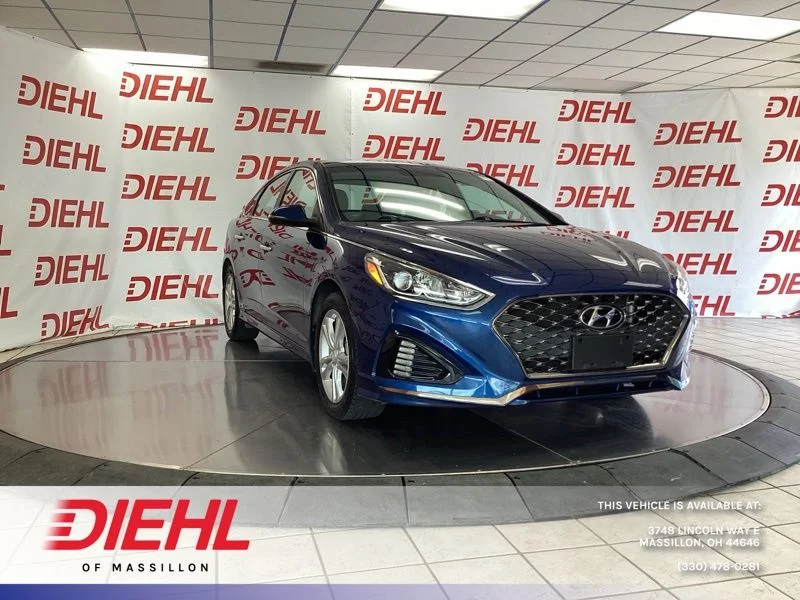 Used 2018 Blue Hyundai SEL+ image 1