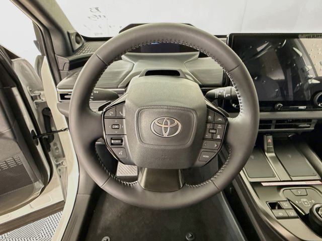 New 2026 Wind Chill Pearl Toyota XSE image 11