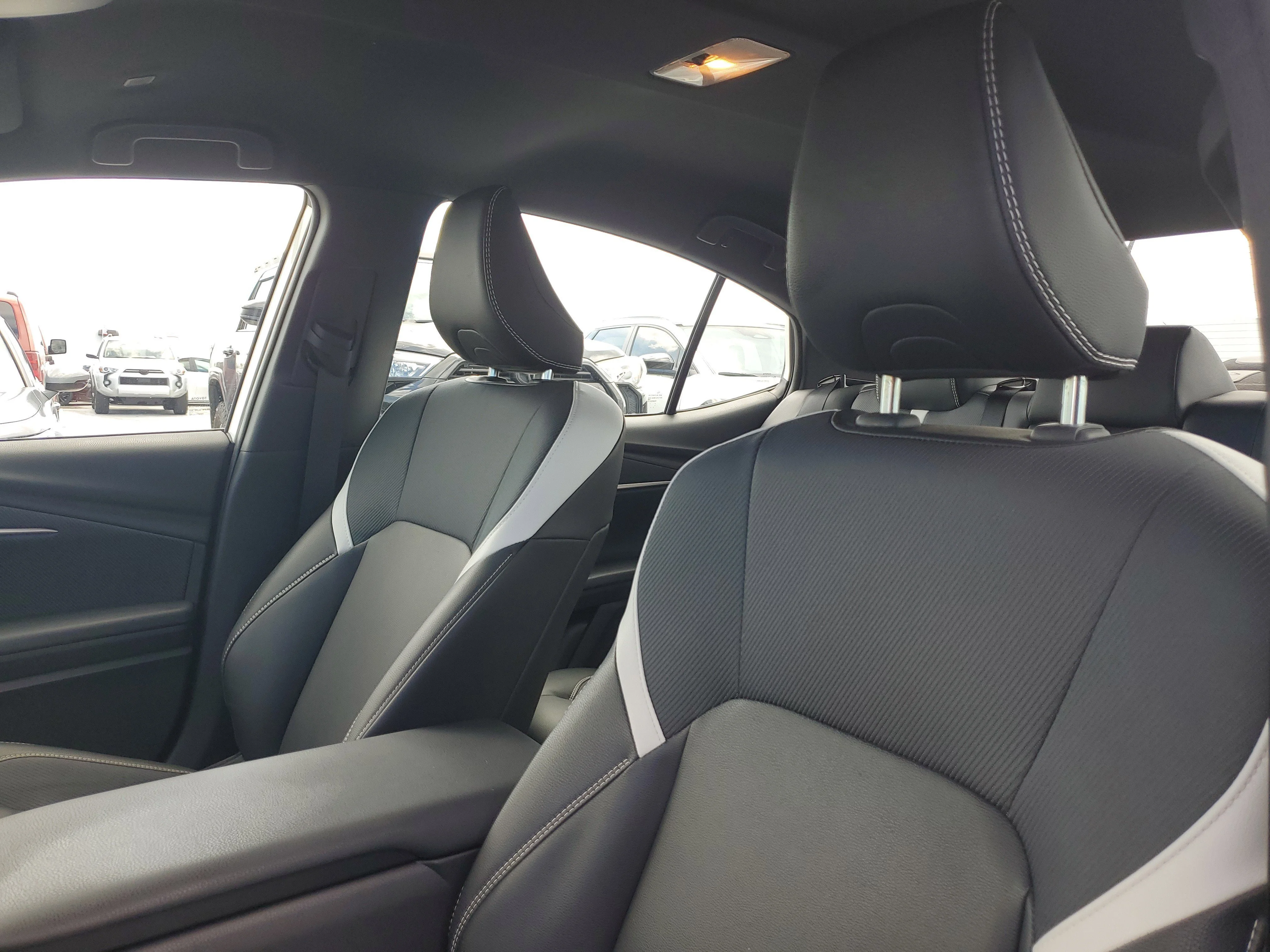 Certified Used 2025 Ice Toyota SE image 17