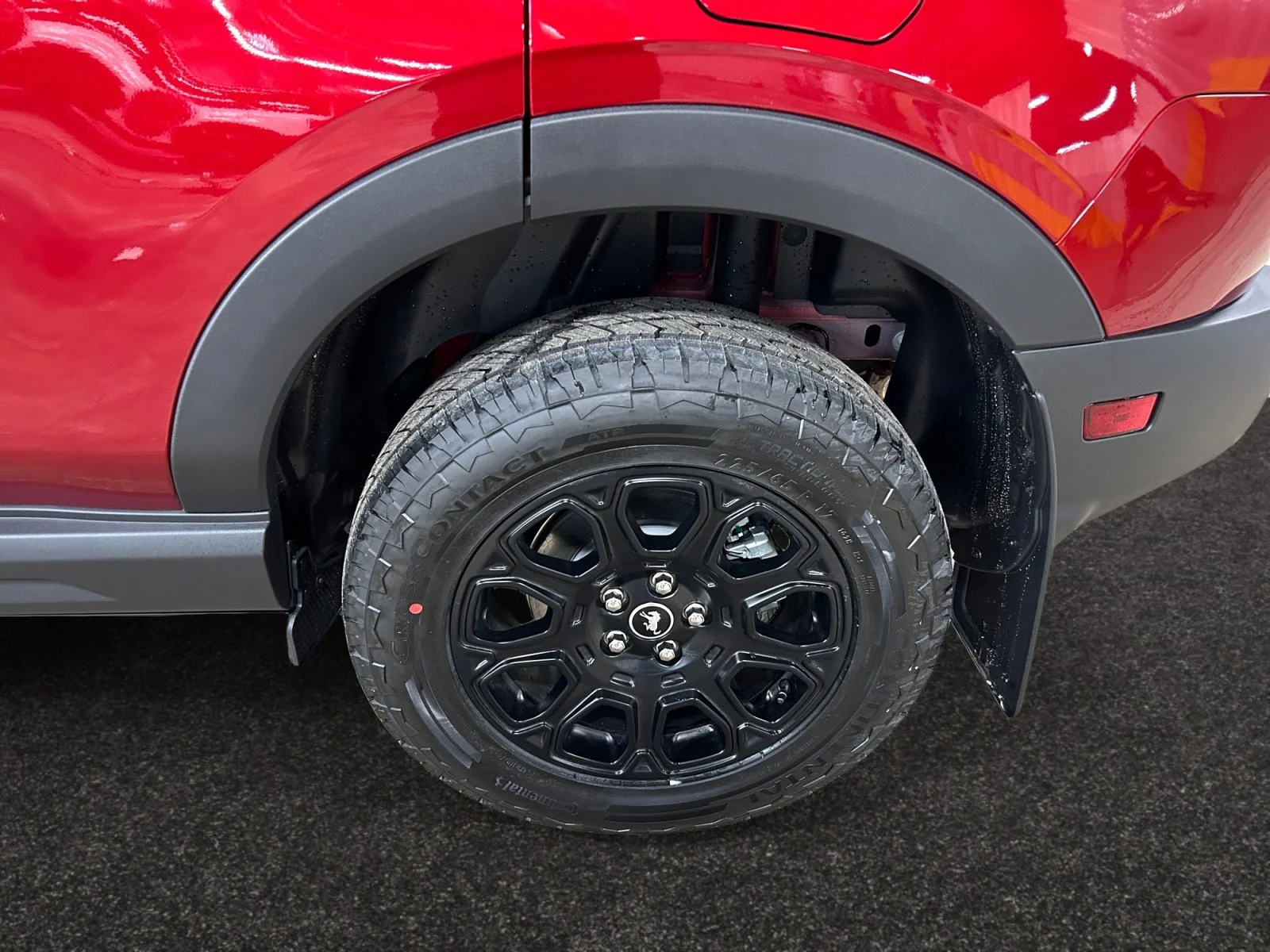 New 2026 Ruby Red Metallic Tinted Clearcoat Ford Badlands image 9