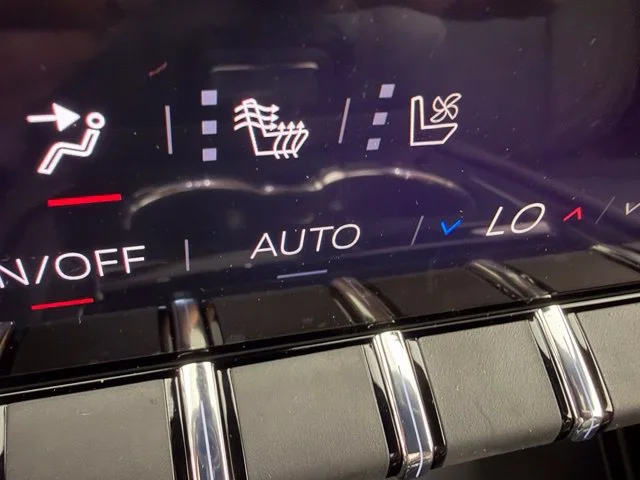 2026 GMC Yukon AT4 - Photo 29