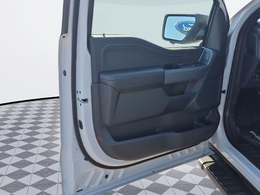 New 2026 Avalanche Ford XLT image 40