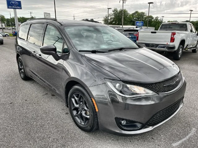 Used 2019 Gray Chrysler Touring Plus image 18