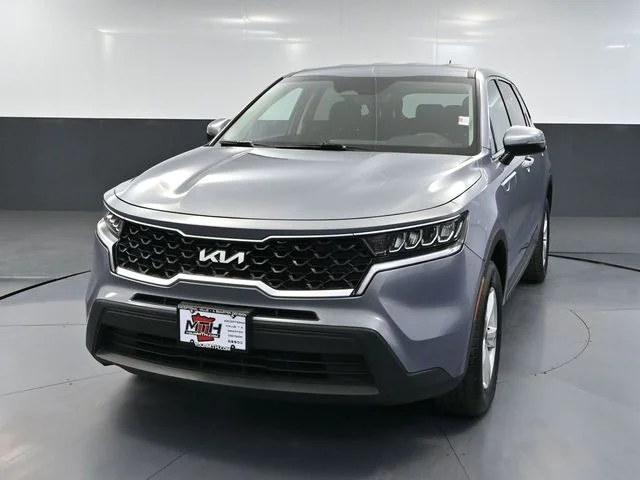 2023 Kia Sorento LX - Photo 11