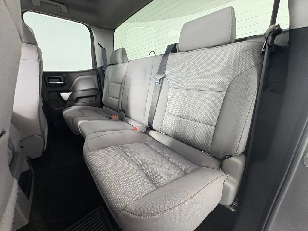 Used 2017 Pepperdust Metallic Chevrolet LT image 18