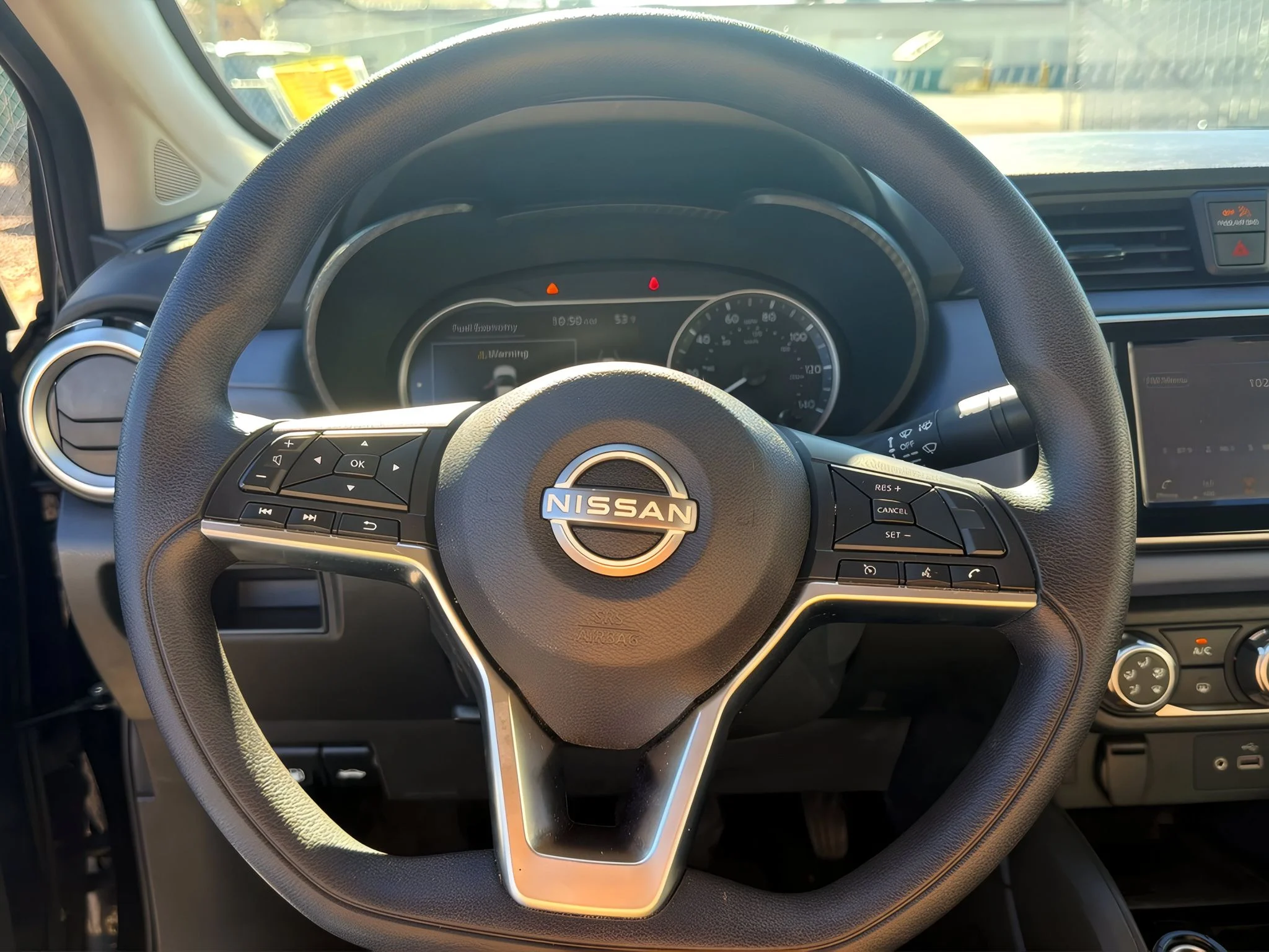 2024 Nissan Versa Sedan SV - Photo 18