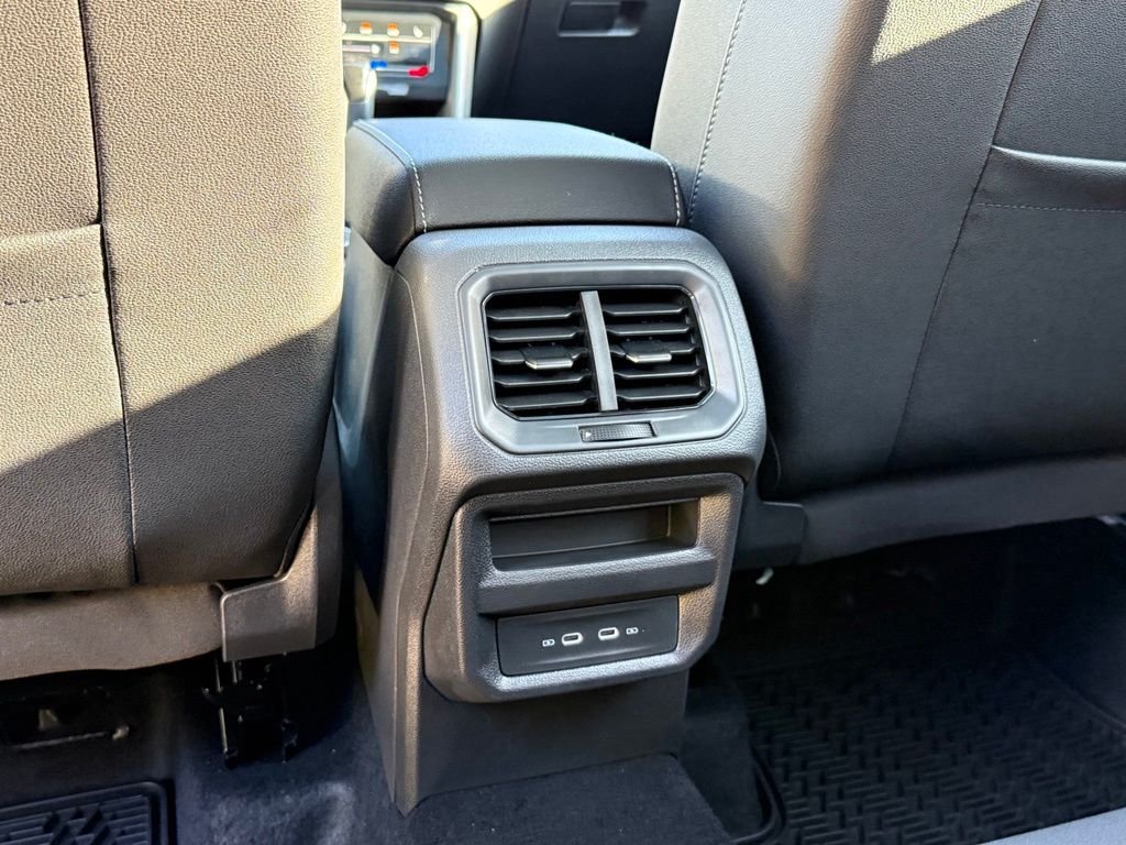 New 2026 Black Volkswagen 1.5T SE Black image 21