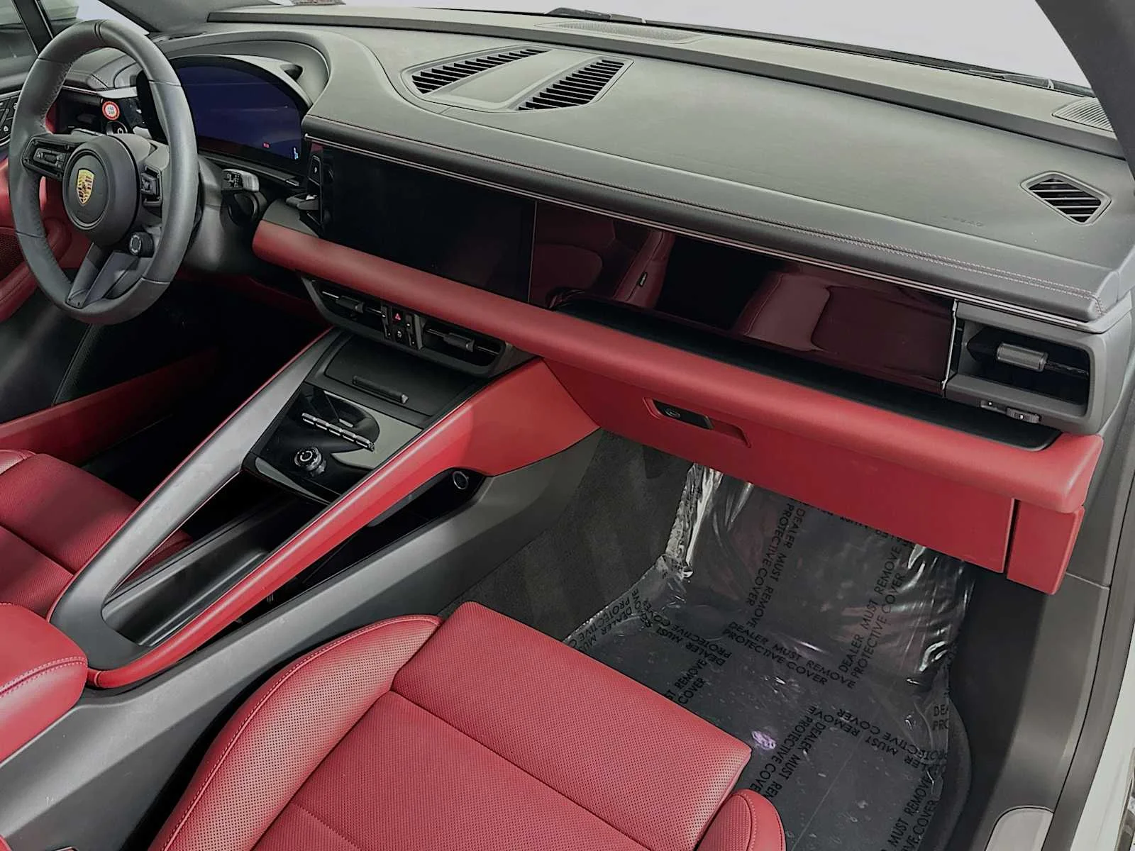 2025 Porsche Macan S - Photo 29