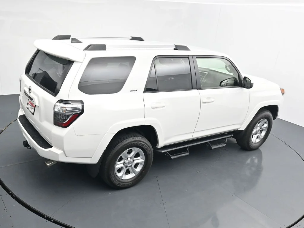 Used 2023 White Toyota SR5 image 26