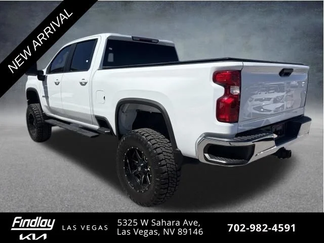 Used 2020 White Chevrolet LT image 7