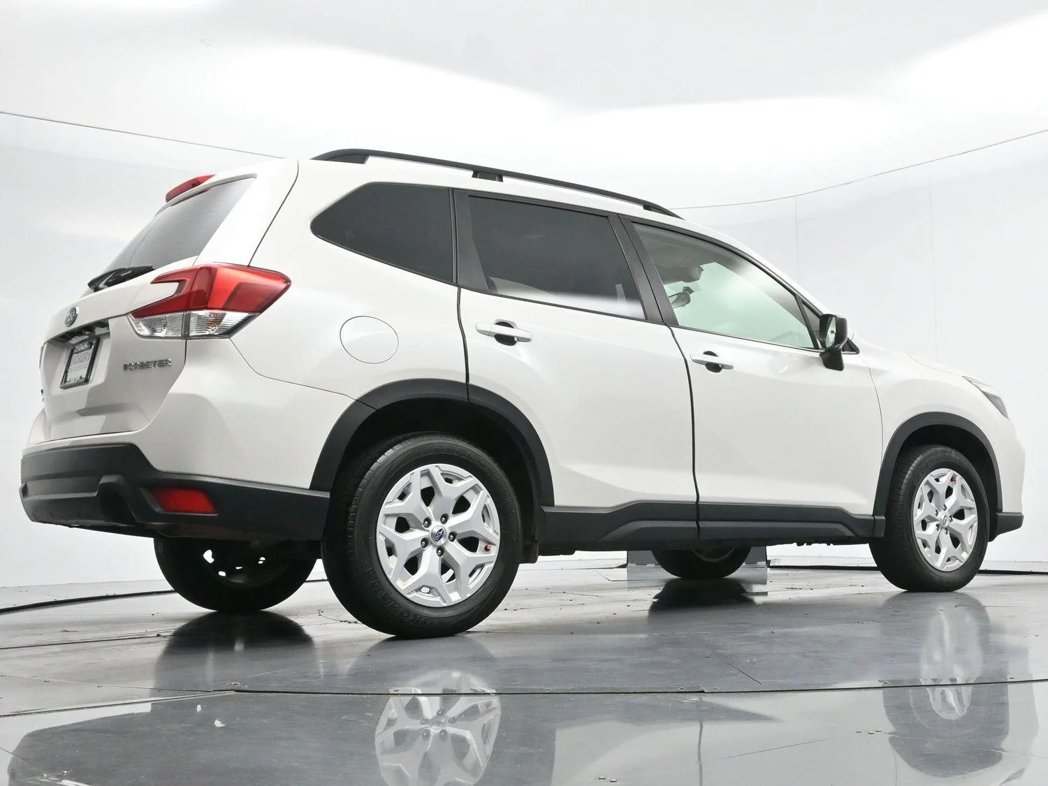 Used 2021 Crystal White Pearl Subaru Base image 47