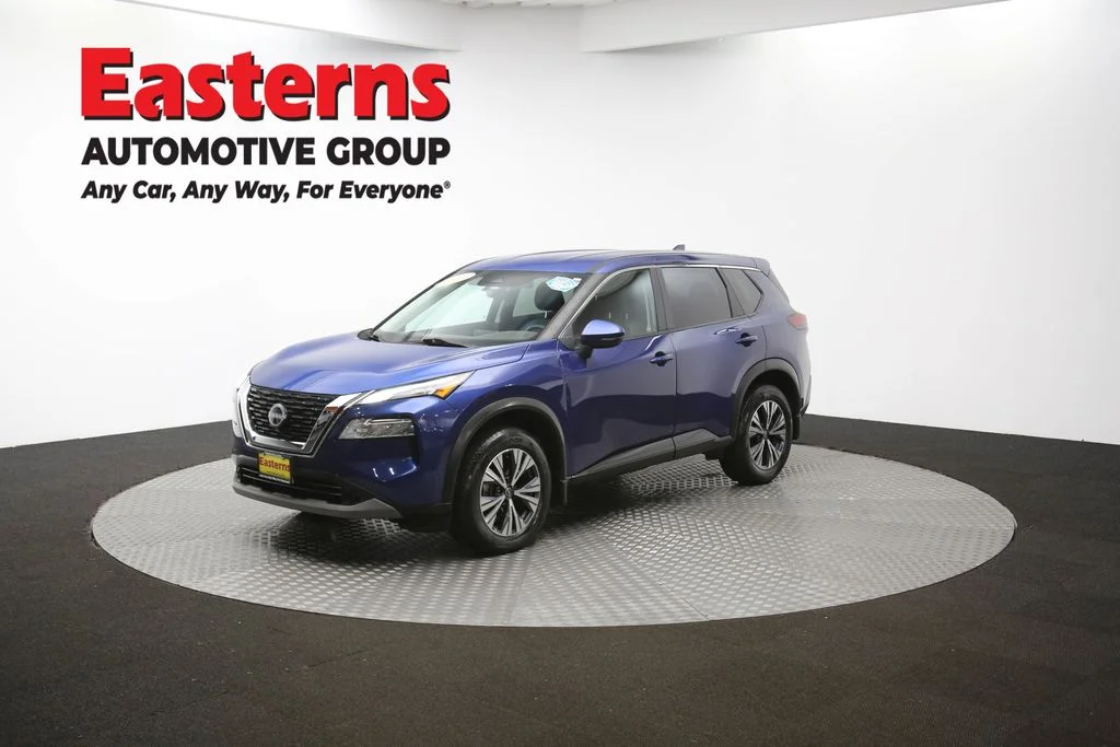 Used 2022 Blue Nissan SV image 54