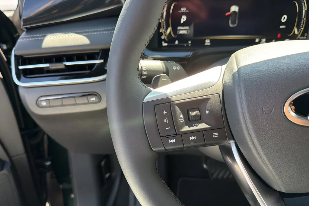 New 2027 DEEP EMERALD INFINITI Sport AWD image 22