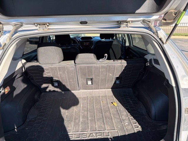 Used 2019 Ice Silver Metallic Subaru Premium image 9